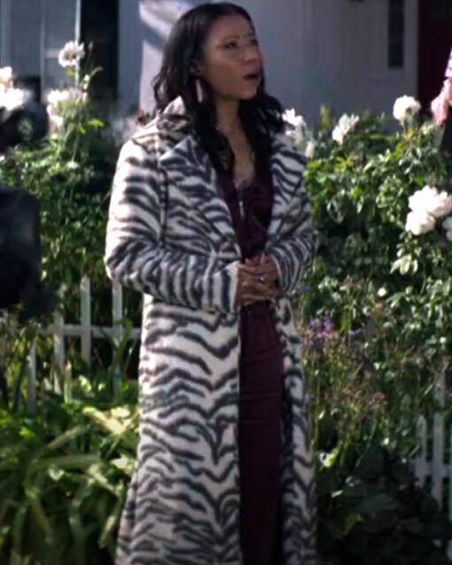 You Season 3 Sherry White Tiger Print Coat